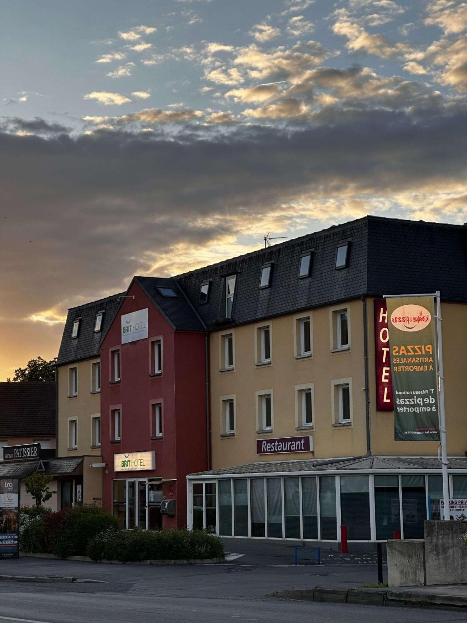 Brit Hotel La Ferte Sous Jouarre Exterior photo